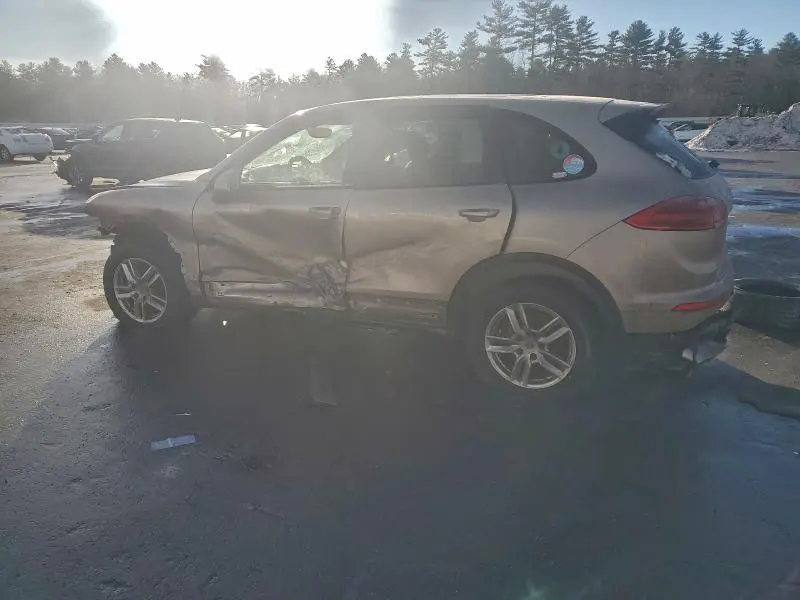 2016 PORSCHE CAYENNE   