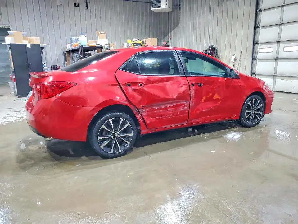 2017 TOYOTA COROLLA SE  