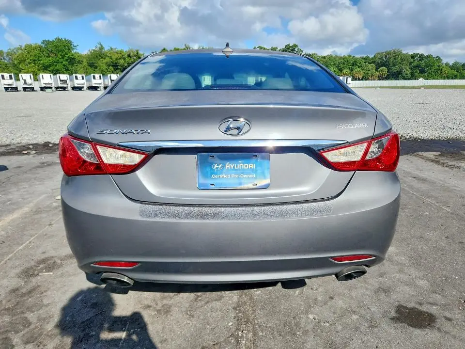 2013 HYUNDAI SONATA SE  