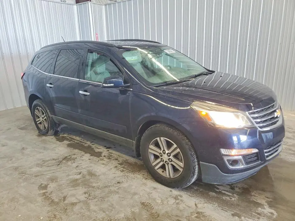 2017 CHEVROLET TRAVERSE LT  