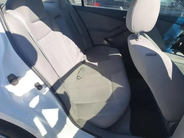 2010 NISSAN ALTIMA BASE  