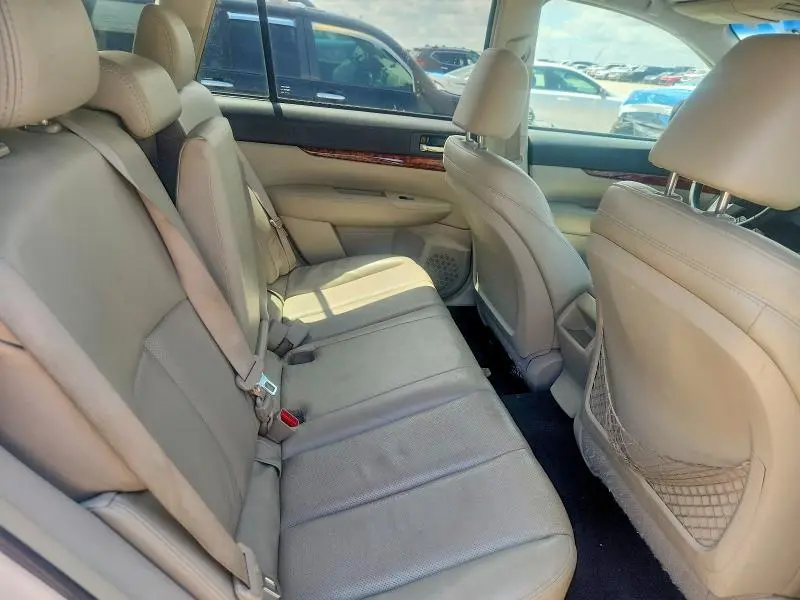 2011 SUBARU OUTBACK 2.5I LIMITED  