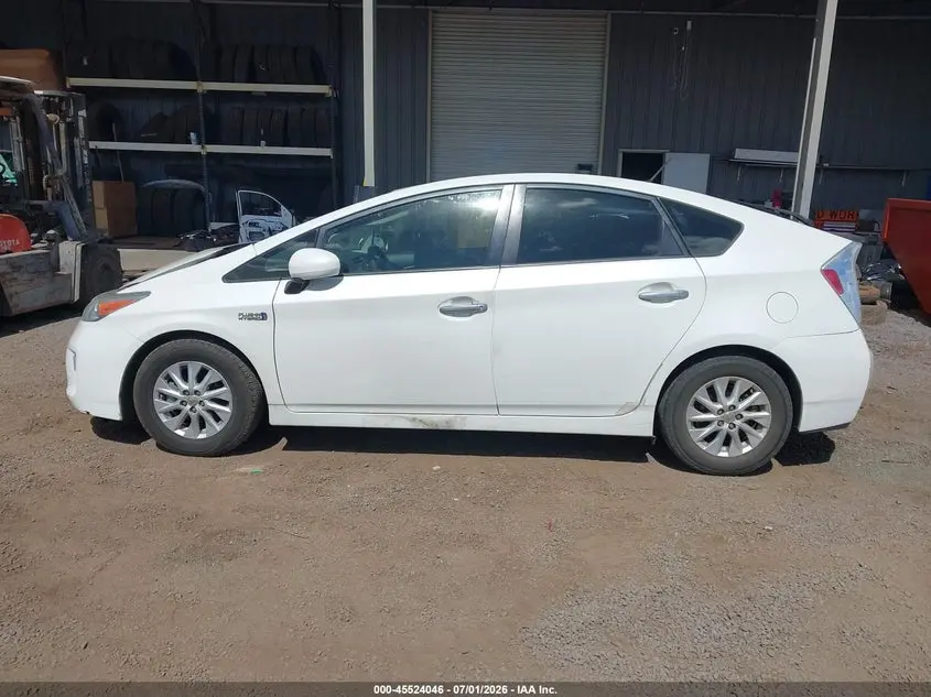 2012 TOYOTA PRIUS PLUG-IN  