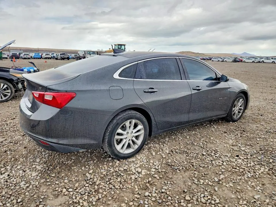 2017 CHEVROLET MALIBU LT  