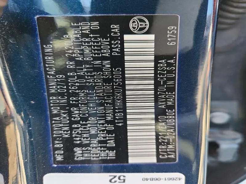 2019 TOYOTA CAMRY SE  