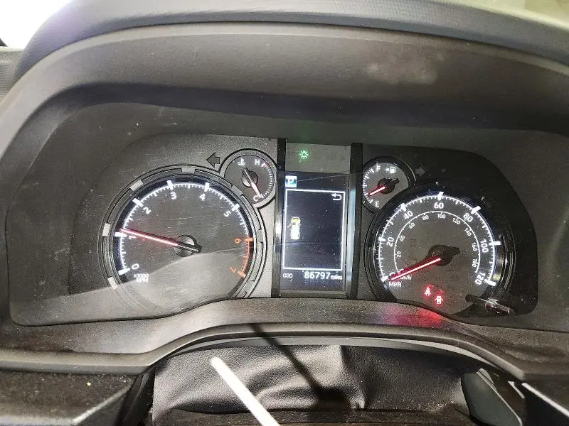 2021 TOYOTA 4RUNNER SR5  