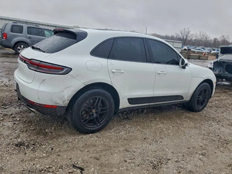 2020 PORSCHE MACAN   