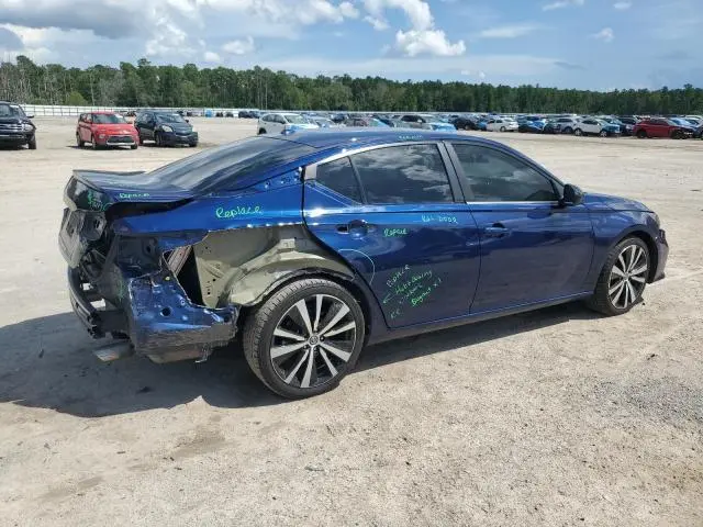 2021 NISSAN ALTIMA SR  