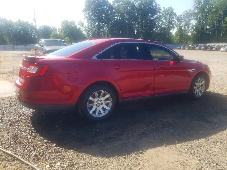 2011 FORD TAURUS SEL  