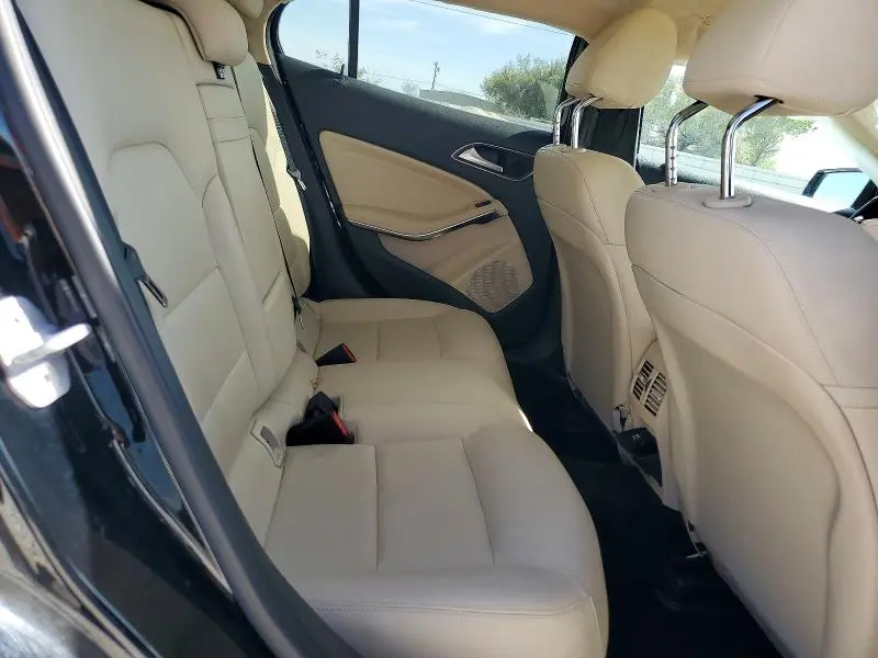 2018 MERCEDES-BENZ GLA 250  