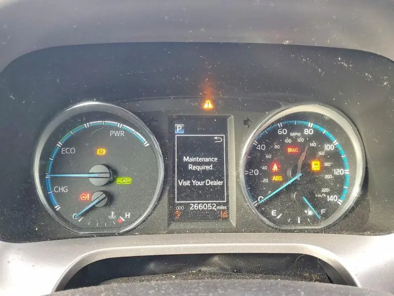 2017 TOYOTA RAV4 HV LE  