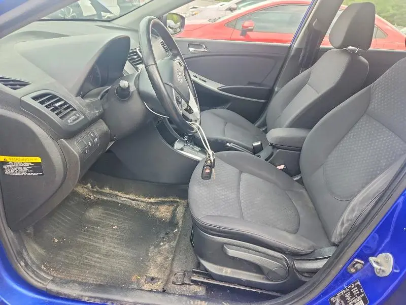 2012 HYUNDAI ACCENT GLS  