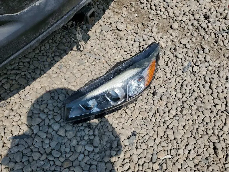 2017 KIA SORENTO LX V6  