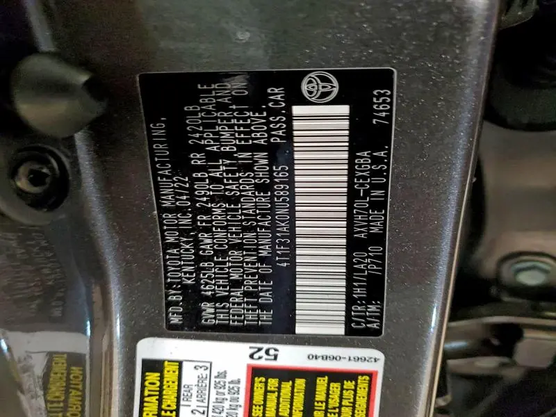 2022 TOYOTA CAMRY XLE  