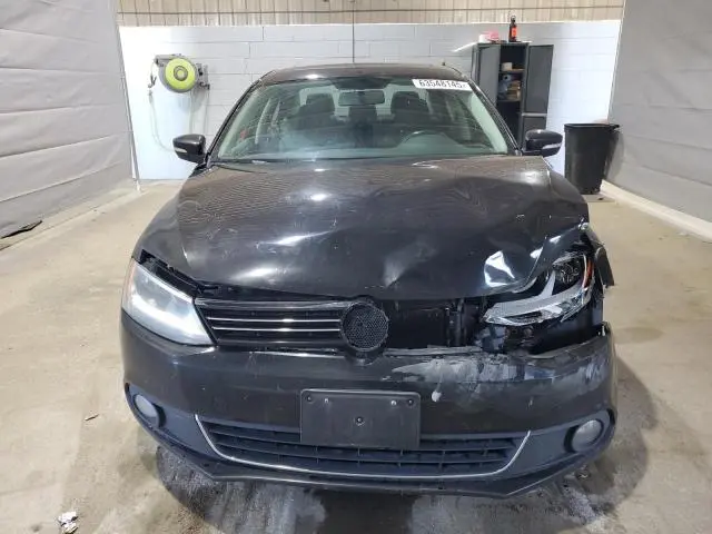 2011 VOLKSWAGEN JETTA SEL  