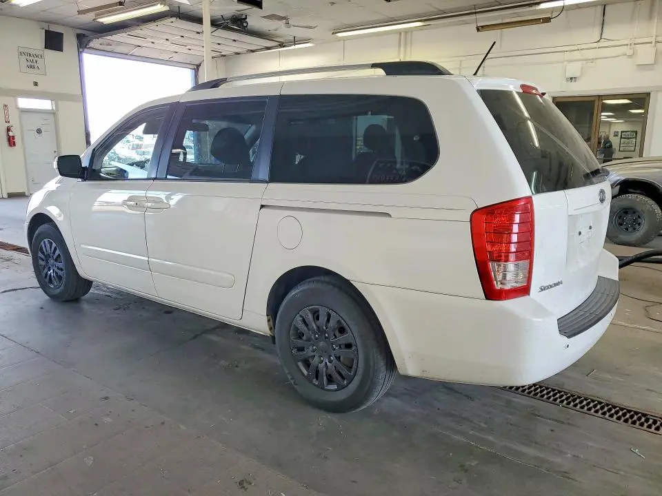 2012 KIA SEDONA LX  