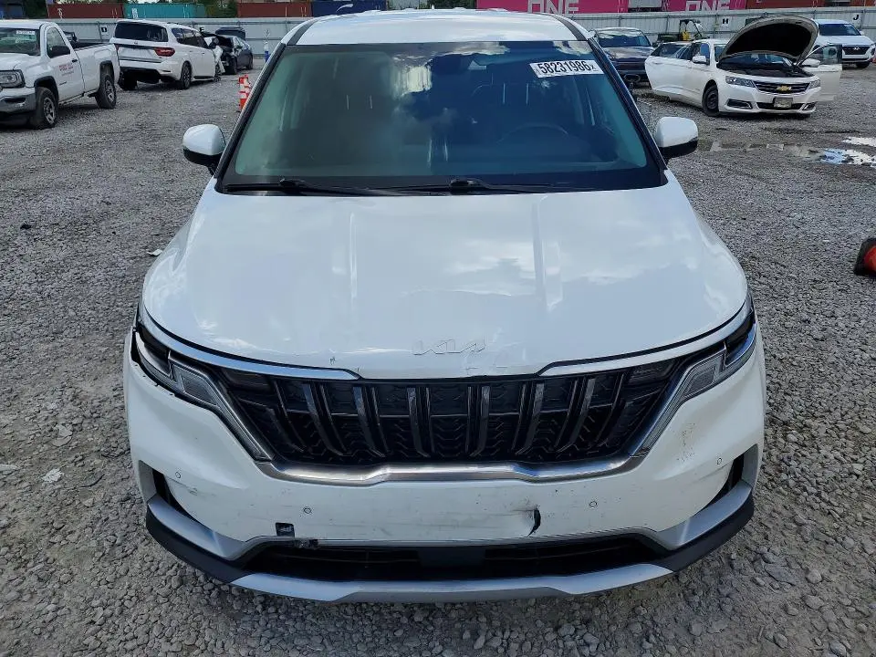 2024 KIA CARNIVAL EX  
