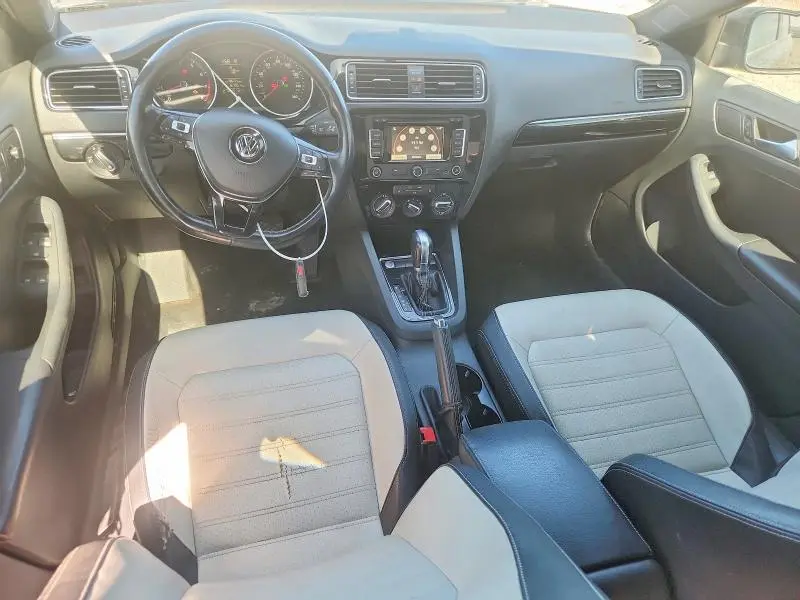 2015 VOLKSWAGEN JETTA SE  