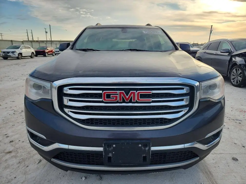 2018 GMC ACADIA SLT-1  