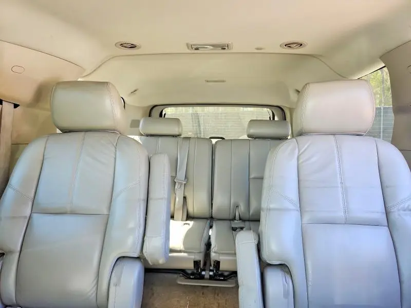 2011 CHEVROLET SUBURBAN K1500 LT  