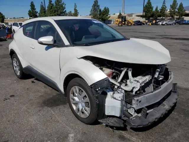2021 TOYOTA C-HR XLE  