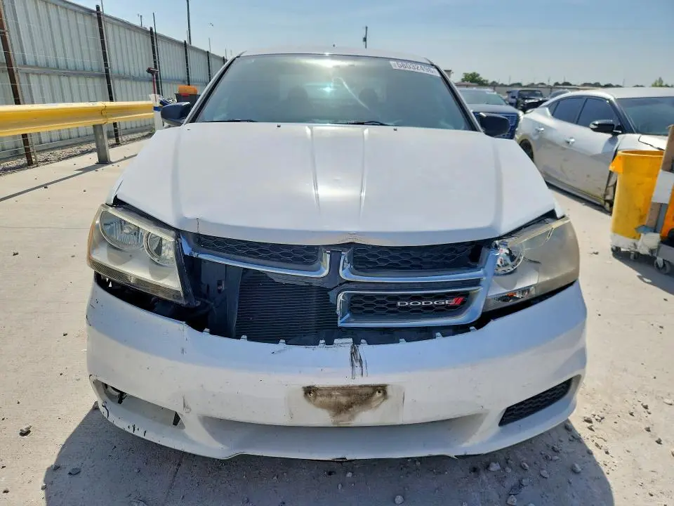 2014 DODGE AVENGER SE  