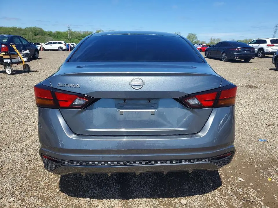 2023 NISSAN ALTIMA S  