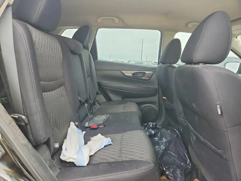 2019 NISSAN ROGUE S  