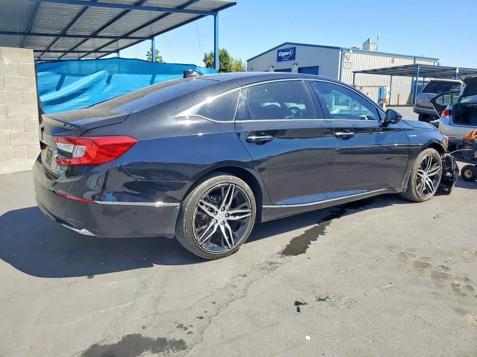 2022 HONDA ACCORD TOURING HYBRID  
