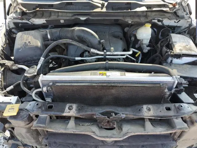 2014 RAM 1500 SLT  
