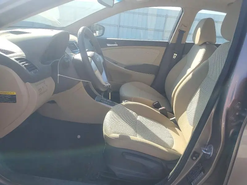 2012 HYUNDAI ACCENT GLS  