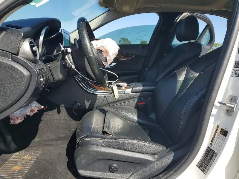 2015 MERCEDES-BENZ C 300 4MATIC  