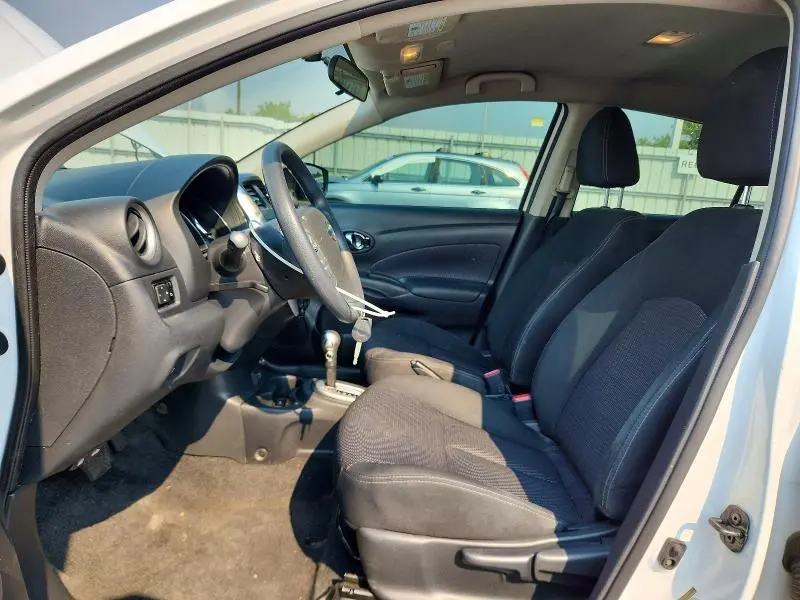 2019 NISSAN VERSA SV  