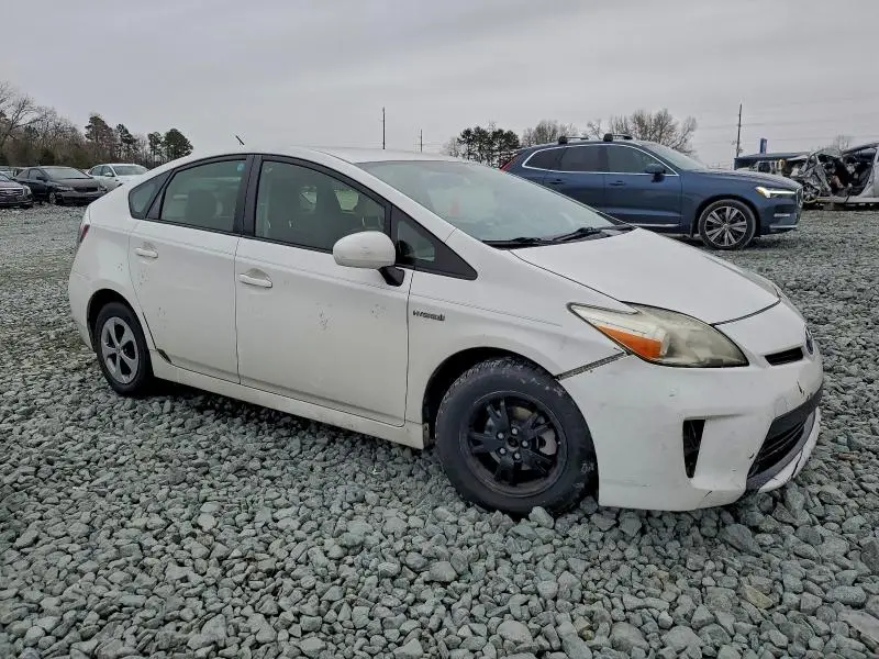 2015 TOYOTA PRIUS   
