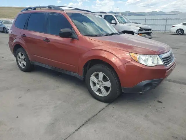 2010 SUBARU FORESTER XS  