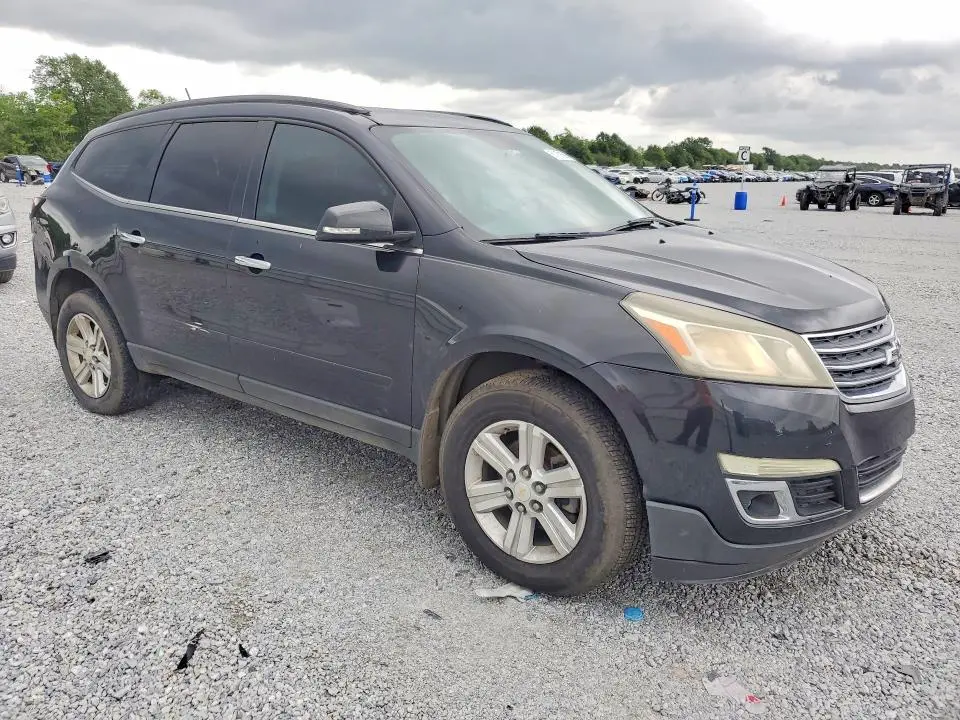 2013 CHEVROLET TRAVERSE LT  