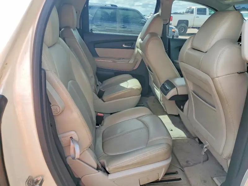 2012 GMC ACADIA SLT-1  