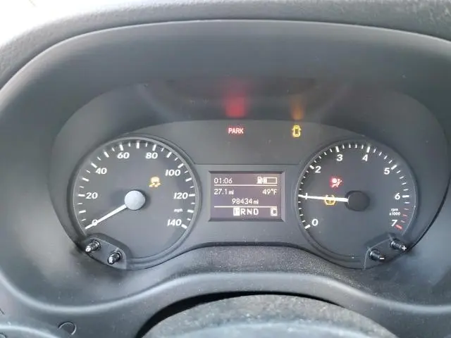 2017 MERCEDES-BENZ METRIS   