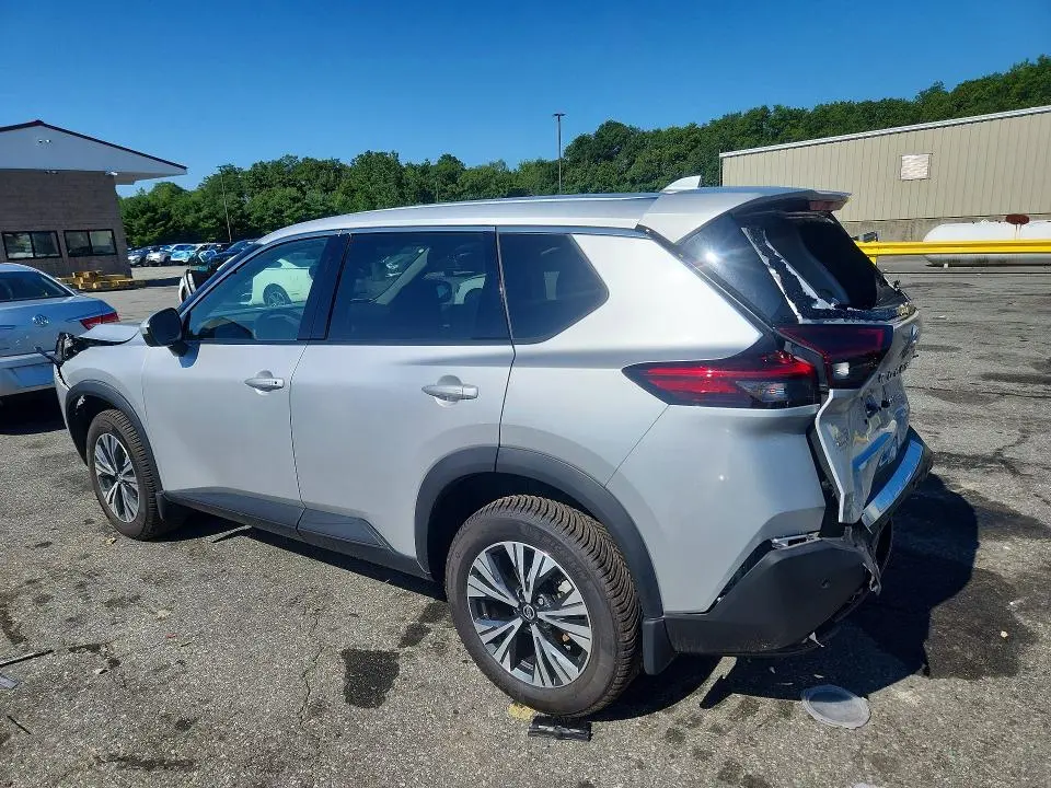 2021 NISSAN ROGUE SV  