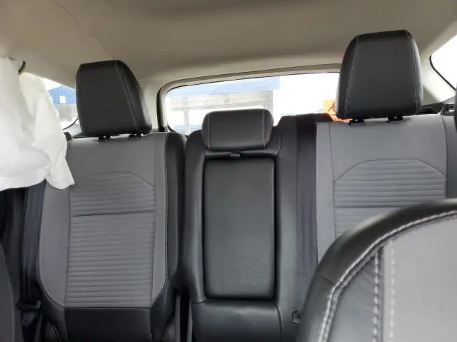 2019 FORD ESCAPE SE  