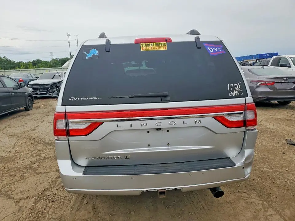 2017 LINCOLN NAVIGATOR L SELECT  