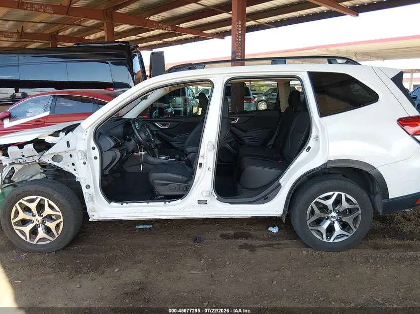 2022 SUBARU FORESTER PREMIUM