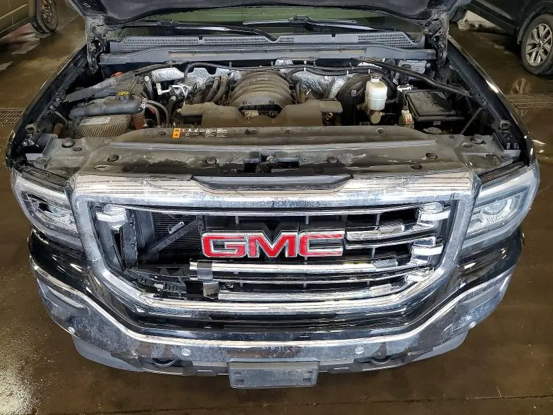 2018 GMC SIERRA K1500 SLT  