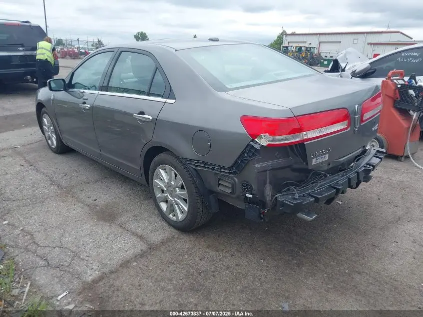 2010 LINCOLN MKZ  