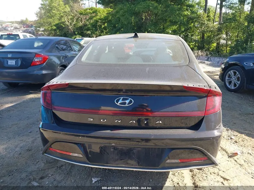 2023 HYUNDAI SONATA SE