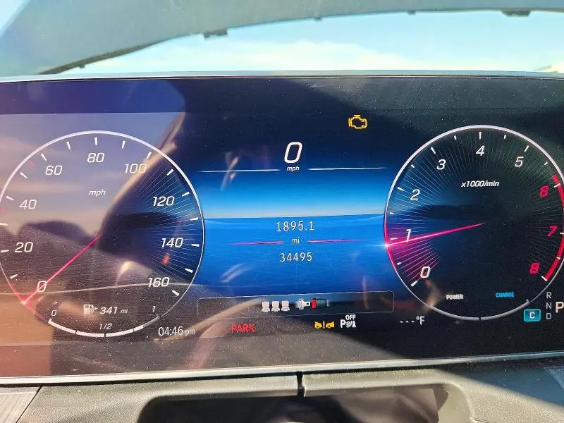 2024 MERCEDES-BENZ C 300  