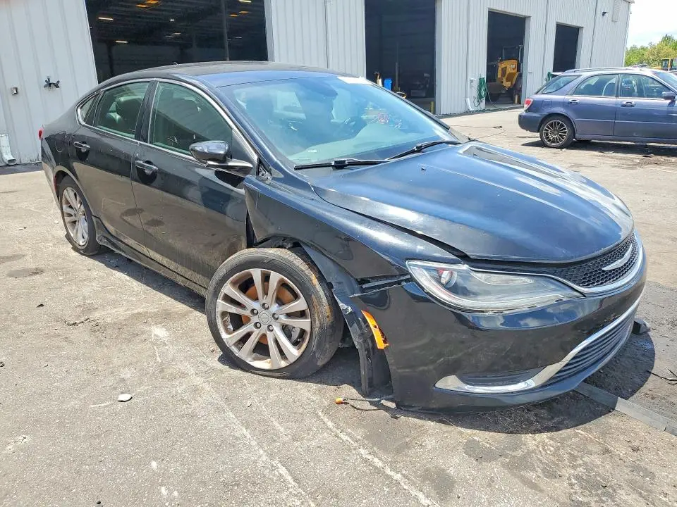 2017 CHRYSLER 200 LIMITED  