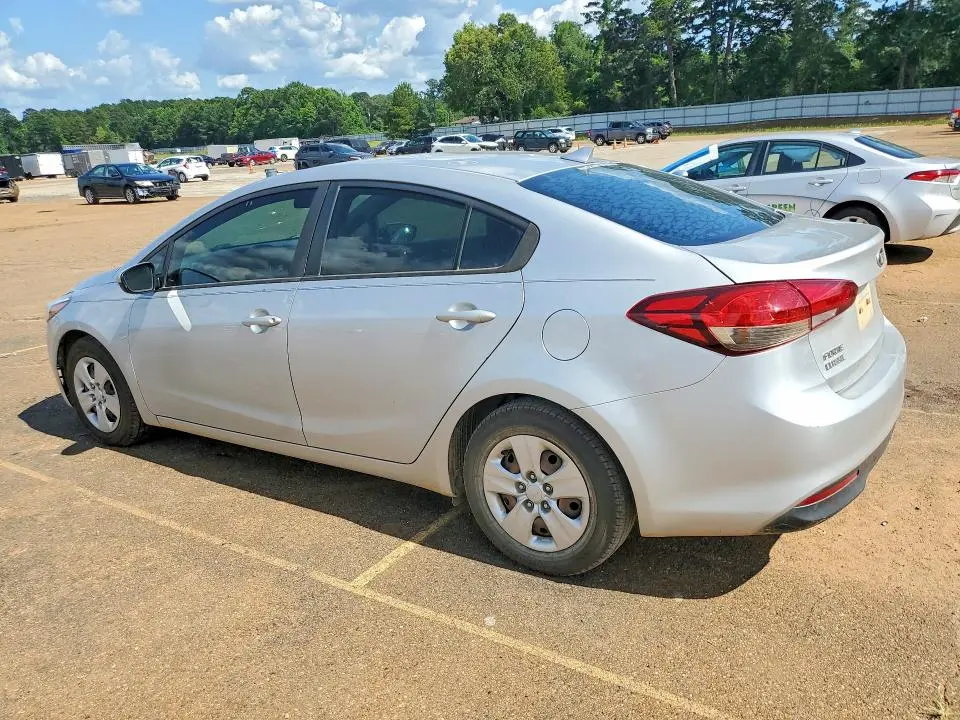 2018 KIA FORTE LX  