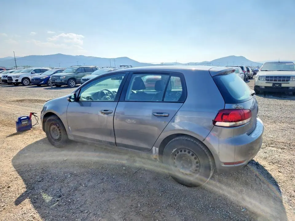2013 VOLKSWAGEN GOLF   
