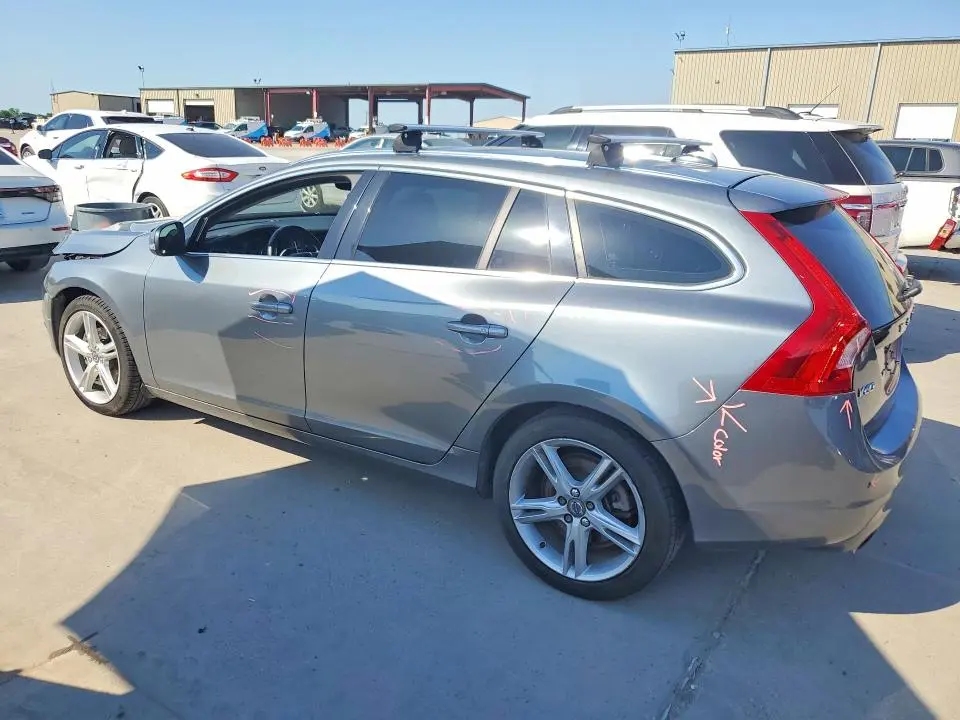 2017 VOLVO V60 T5 PREMIER  